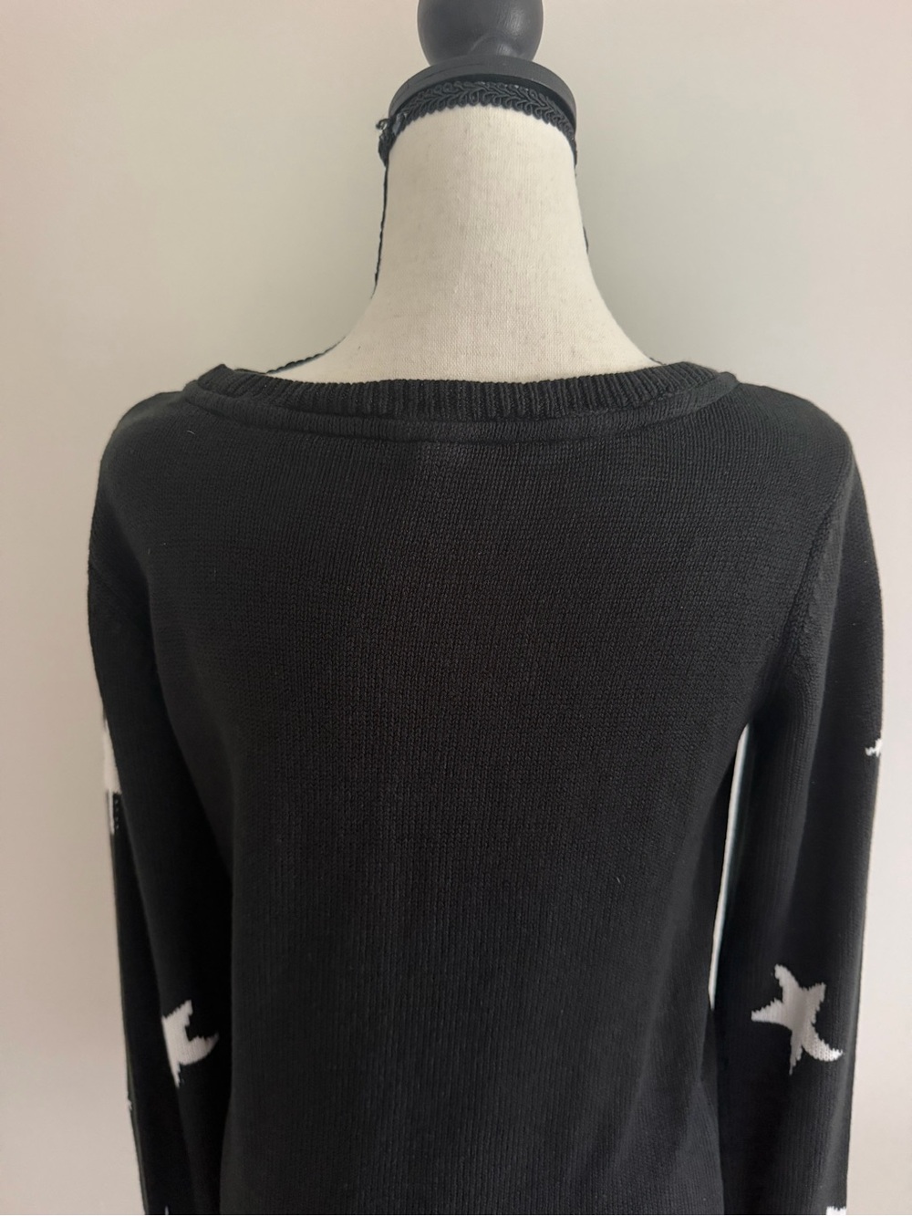 Adidas NEO Black Star-Print Sweater - Picture 9 of 13